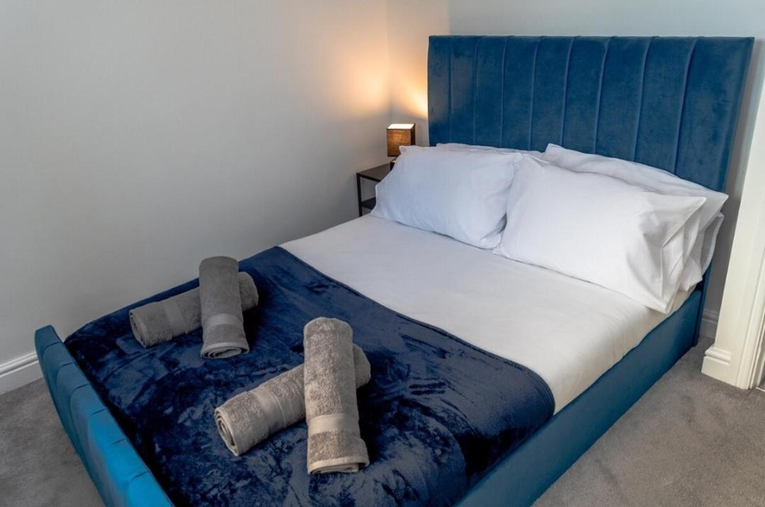 Charming York House- Walking Distance To Town Centre Villa ภายนอก รูปภาพ